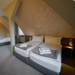 Öreg Halász Étterem és Fogadó Tát - Szobák