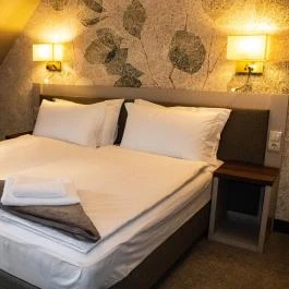 Öreg Halász Étterem és Fogadó Tát - Szobák