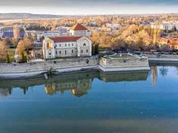 Tatai városnéző séta édes meglepetéssel Tata