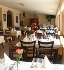 Grill & Cocktails Tata