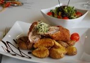 Hotel Kiss - Borostyán Étterem Tata