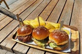 Malom & Kacsa - Bisztró, Kávézó & Rendezvényház Tata