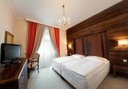 Kristály Imperial Hotel Tata