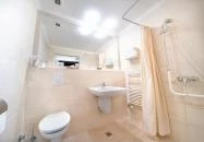 Kristály Imperial Hotel Tata