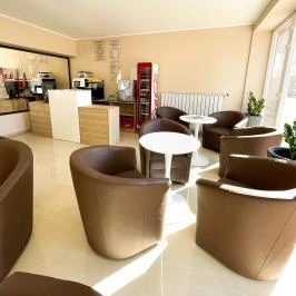 Öreg-tó Hotel Tata - Vendéglátás