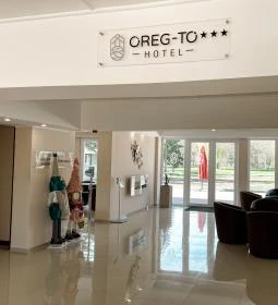 Öreg-tó Hotel