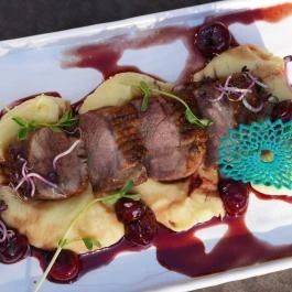 Öreg-tó Hotel Tata - Vendéglátás