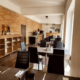 Öreg-tó Hotel Tata - Vendéglátás