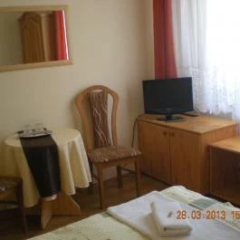 Parti Panzió Tata - Szobák