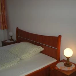 Parti Panzió Tata - Szobák