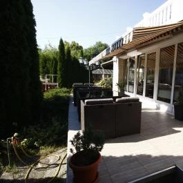 Parti Panzió Tata - Külső kép