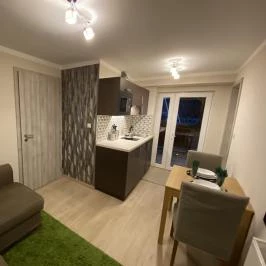 Zöld Kocsi Apartman Tata - Szobák