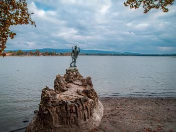 Keresztelő Szent János szobra Tata