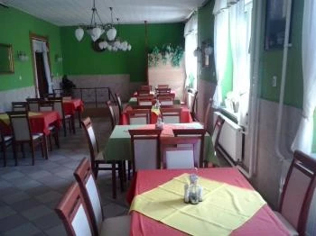 Vendéglő a Három Tölgyfához Tatabánya