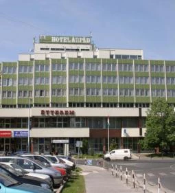 Hotel Árpád
