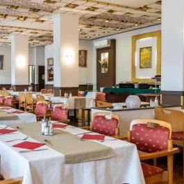 Hotel Árpád Tatabánya - Vendéglátás