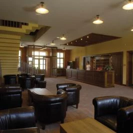 Sarlóspuszta Club Hotel étterme Tatárszentgyörgy - Egyéb