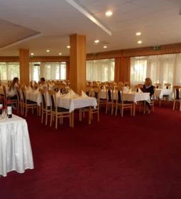 Hotel Orchidea Tengelic