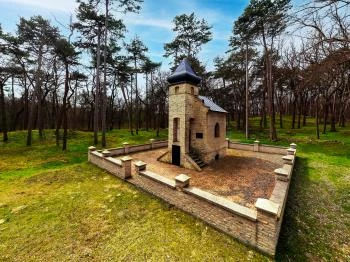 Benyovszky kápolna Tengelic