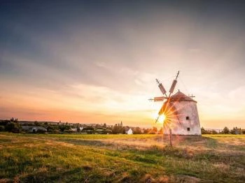 Ozi-féle tési szélmalom Tés