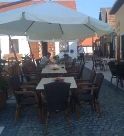 Gulyás Udvar Étterem