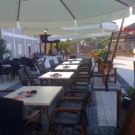 Gulyás Udvar Étterem Tihany - Egyéb