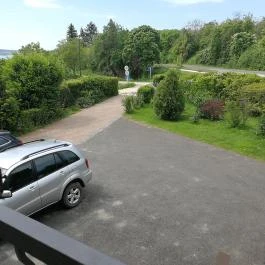 Klára Apartmanház Tihany - Medence/kert