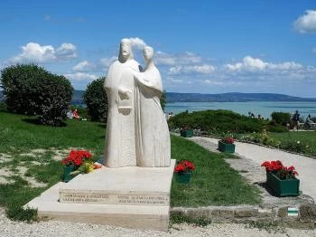 I. András és Anasztázia Hercegnő szobra Tihany
