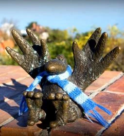 11. legjobb látnivaló: Kolodko: Gombóc Artúr miniszobor