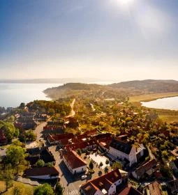 1. legjobb látnivaló: Tihanyi Bencés Apátság