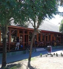Tiszatáj Vendéglő 