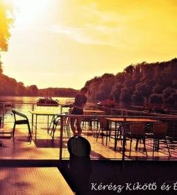 Kérész Kikötő & Étterem