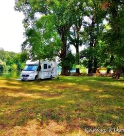 Kérész Kikötő & Étterem