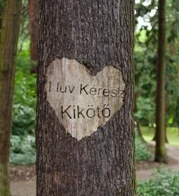 Kérész Kikötő & Étterem