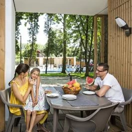 Barack Thermal Apartmanok Tiszakécske - Medence/kert