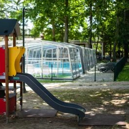 Barack Thermal Apartmanok Tiszakécske - Medence/kert