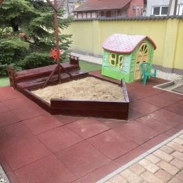 Príma Vendégház Tiszakécske - Medence/kert