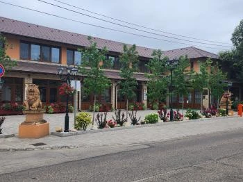 Vörös Álom Apartman Panzió Tiszakécske Tiszakécske