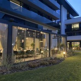 Tisia Hotel & Spa Tiszaújváros - Medence/kert