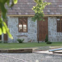 Cziróka Vendégház Tolcsva - Medence/kert