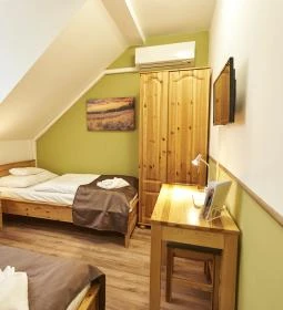 Land-Plan Hotel & Restaurant