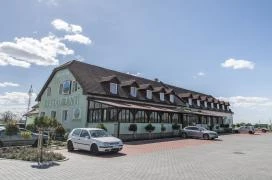 Land-Plan Hotel & Restaurant Töltéstava