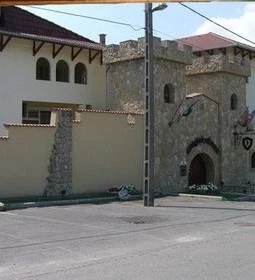 Szent László Lovagkirály Szálloda és Étterem