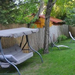 Garden Home Törökbálint Törökbálint - Medence/kert