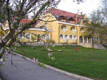 Cseri Kastély Szálloda & Étterem Tótvázsony