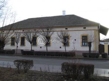 Finta Múzeum - Vadász Pál Kiállítóterem Túrkeve