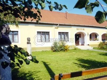 Zajti Ferenc Helytörténeti Gyűjtemény Újfehértó