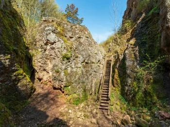 Csárda-hegyi őskarszt Úrkút