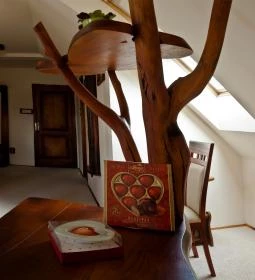 Camelot Club Hotel & Étterem