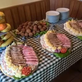 Sarokház Étterem Vác - Egyéb